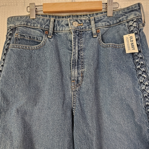 Old Navy High-Waisted Sky-Hi Wide-LegJeans Braided Seam Detail Size 10 NWT - Picture 4 of 9